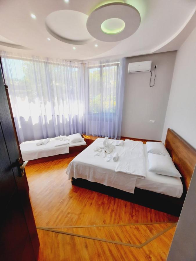 Inaisi Hotel 库塔伊西 外观 照片