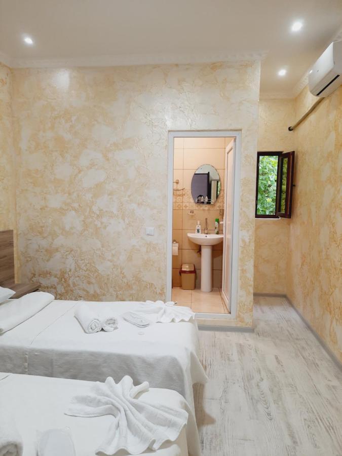 Inaisi Hotel 库塔伊西 外观 照片