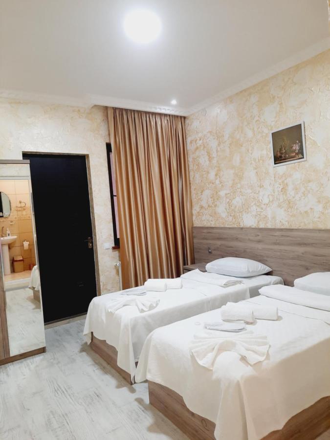 Inaisi Hotel 库塔伊西 外观 照片