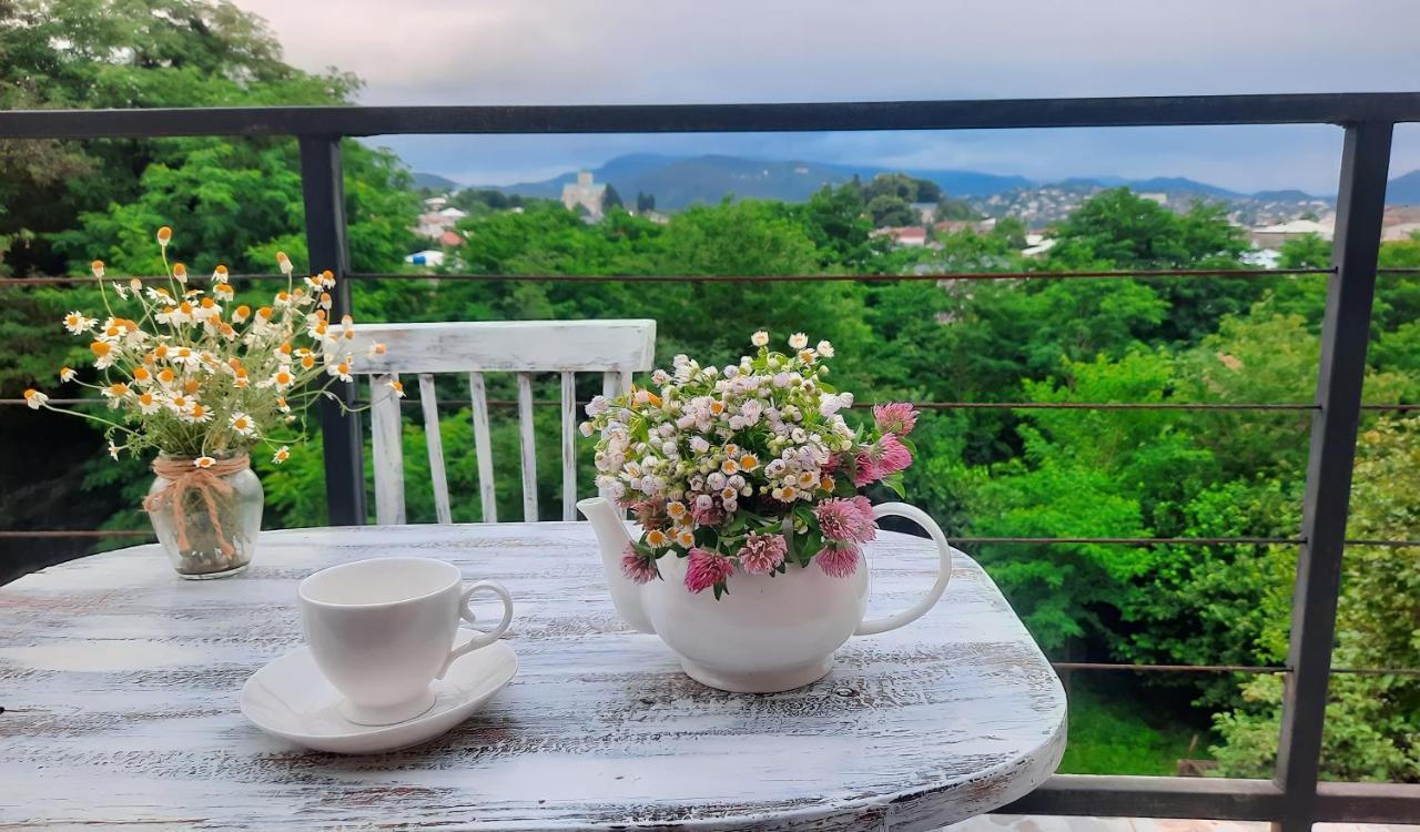 Inaisi Hotel 库塔伊西 外观 照片