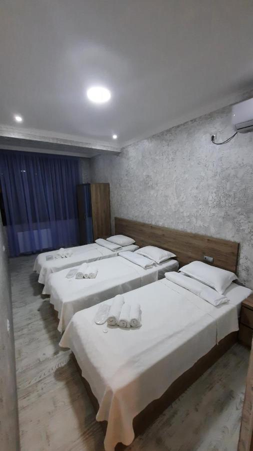 Inaisi Hotel 库塔伊西 外观 照片